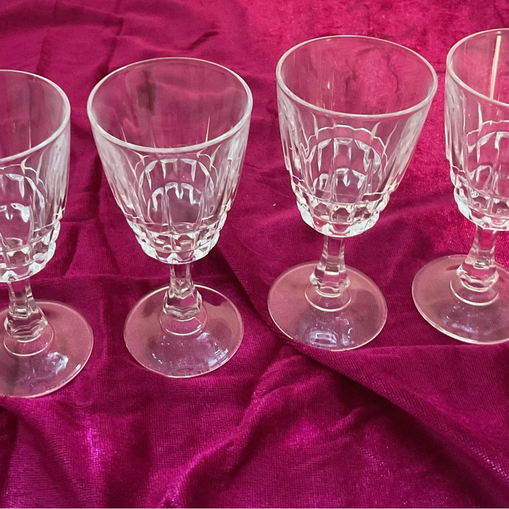 Vintage Clear Cut-Glass Cordial Glasses - Set of 4